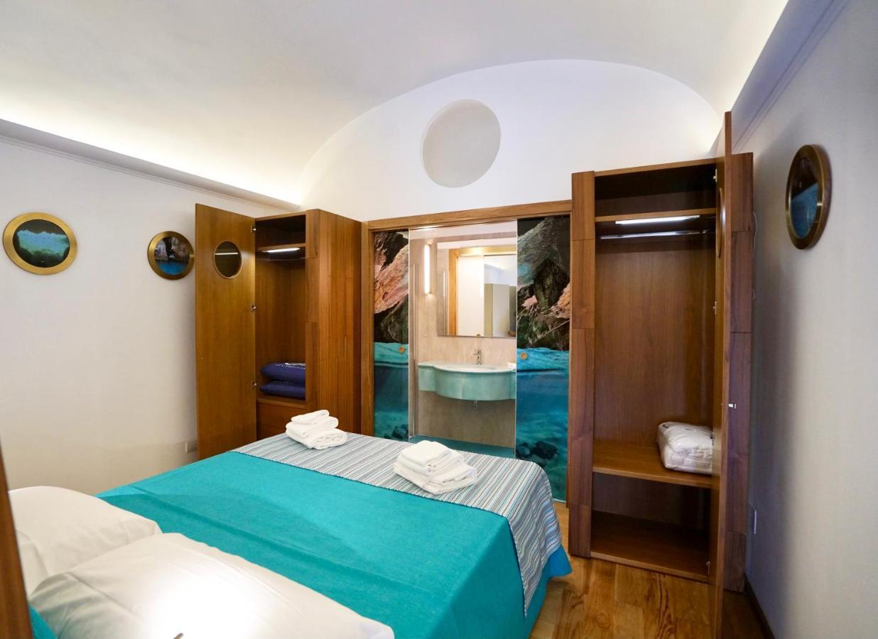 Grotta Verde Luxury Suite By Caprirooms Exterior photo